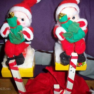 Close up of Elf stocking holders