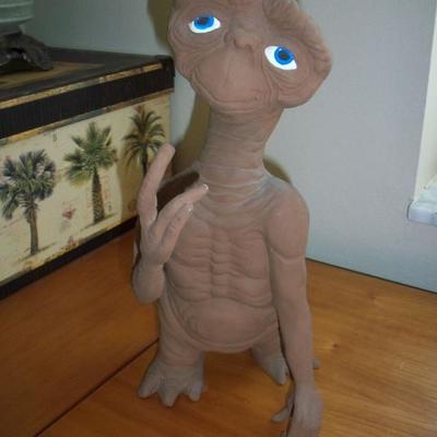 Ceramic E.T. figurine