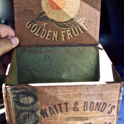 19 C DECORATED WOODEN BOX - WATTS & BONDS FRUIT WITH TAX STAMP 6 X 6