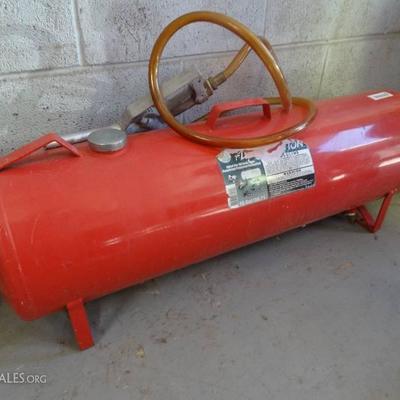 15 gallon gasoline tank w/ pump nozzle