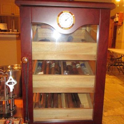 HUMIDOR