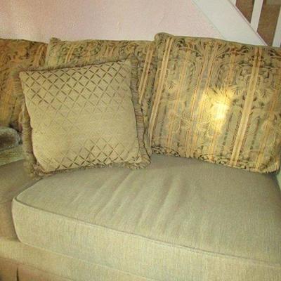 Very nice sleeper sofa