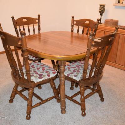 dining room table 