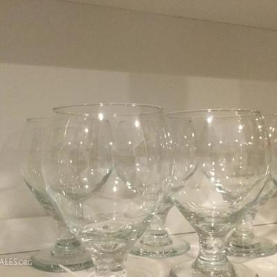 Water glasses 