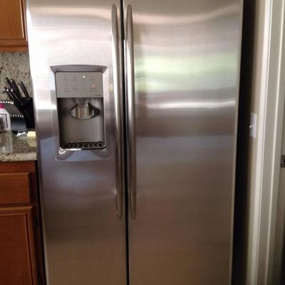 36 x 70 GE refrigerator $250