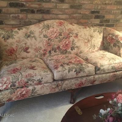 floral humpback sofa