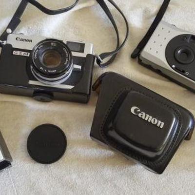 HPT016 Vintage Canonet QL19 Film Camera, Canon Flash & More
