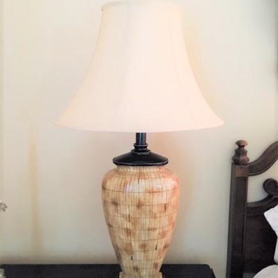 2-GOLD/BLK LAMP 35