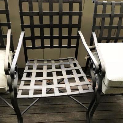 High-end Ethan Allen Outdoor Furniture set. Table and 4 chairs with pads.
