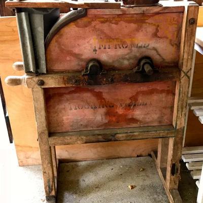 Estate sale photo
