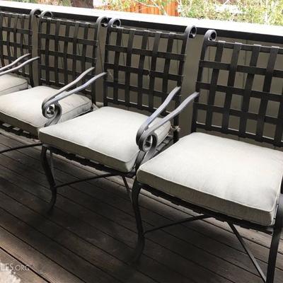 High-end Ethan Allen Outdoor Furniture set. Table and 4 chairs with pads.
