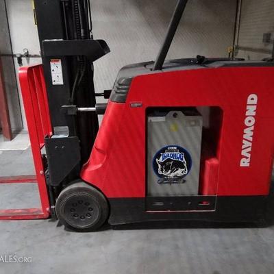 2000 Raymond Electric 4000 Lb. Stand Up Fork Lift