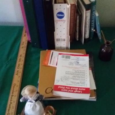 Box lot of cook books
