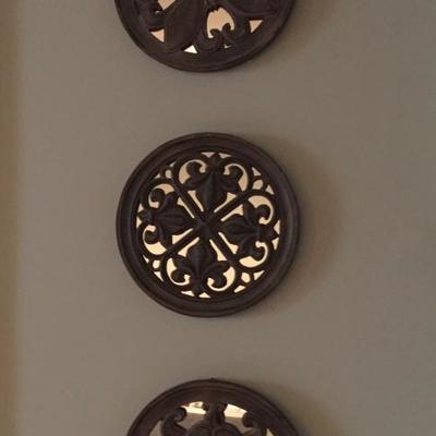 Set of 3 mirrored wood medallion wall hangings