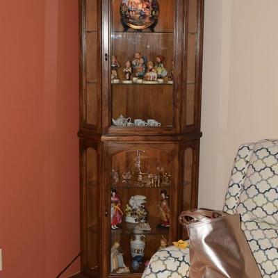 curio cabinet 