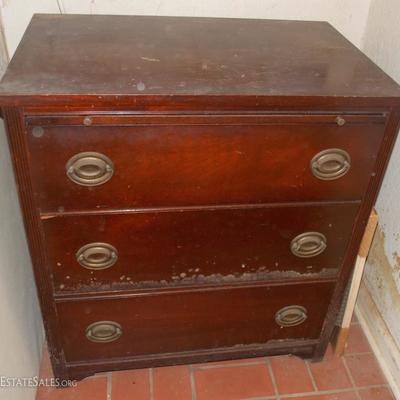 Three drawer mahogany chest