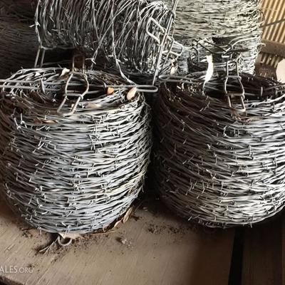 10 rolls 2 point barb wire
