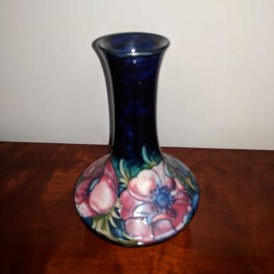Moorcroft Pottery Poppy Flower Vase 
