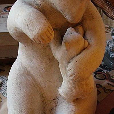 Large vintage polar bear sclupture