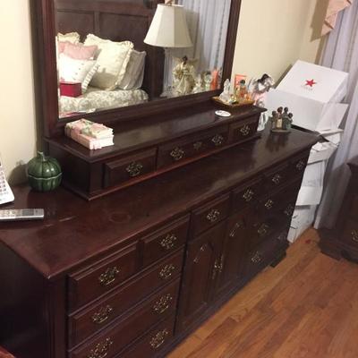 Broyhill Dresser with vallet also has matching nightstands