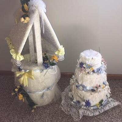 Bridal / wedding shower wishing well & cake centerpiece