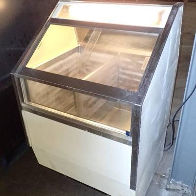 Silver King Ice Cream Dipping Cabinet