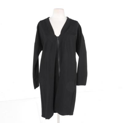 Women's Coop by Trelise Cooper Black Jacket   https://www.ebth.com/items/7389331-women-s-coop-by-trelise-cooper-black-jacket