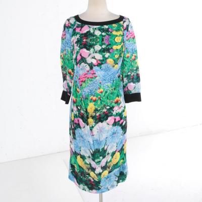 Cooper Floral Print Sample Garment Dress   https://www.ebth.com/items/7389481-cooper-floral-print-sample-garment-dress