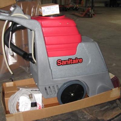 SANITAIRE UPGRIGHT CARPET EXTRACTOR-NEW IN BOX