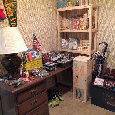 Children's books, fold-away desk, toy chest, 