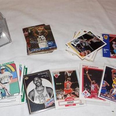 PCC033 Baseball & Basketball Collector Cards & White Sox Baseball
