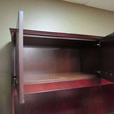 Very Nice InWood Matching Desk And Credenza Set