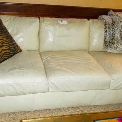 Henredon Leather sofa $598