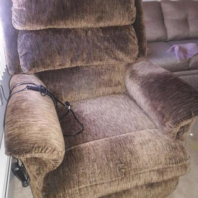 Electric lift chair 