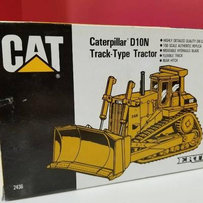 Caterpillar D10N Track-Type Tractor, 1/50 scale, N ...