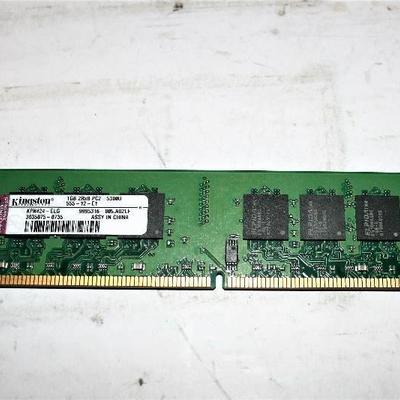 lot of 5 memory chips