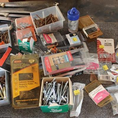 Box lot of miscellaneous hardware, screws, nails
