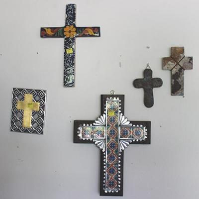 Box lot of wall hanging crosses, 5 total, largest  is 16