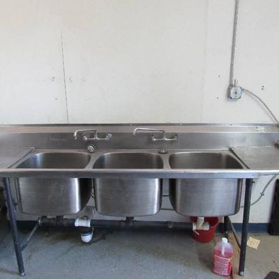 Stainless Steel Commercial Sink, 3 Bay