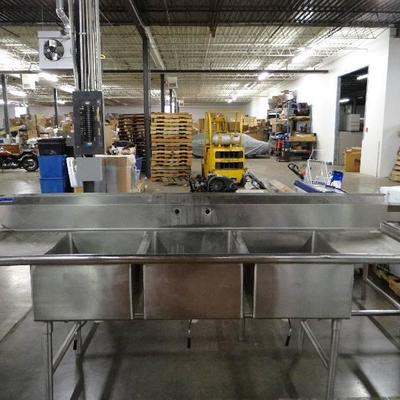Universal Stainless Steel 3 Bay Sink