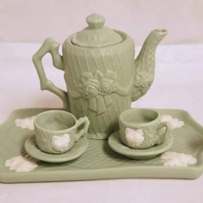 Bisque Rose Collection - Tea Set - New win Box - T ...