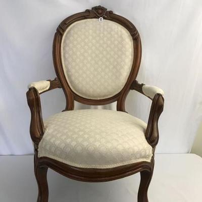Upholstered Vintage Sitting Chair