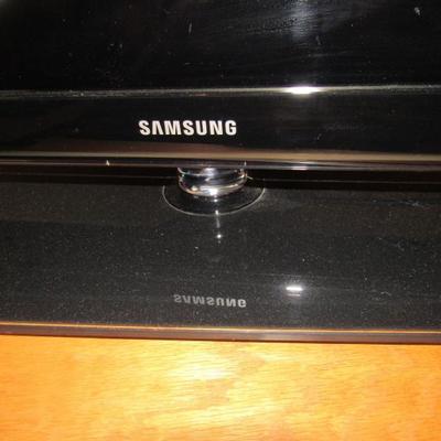 Samsung Flat Screen TV