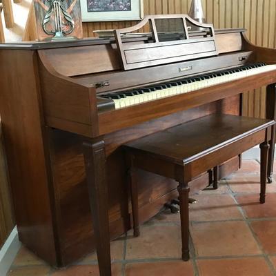                      Baldwin Spinet Piano
                                1,200.â€”