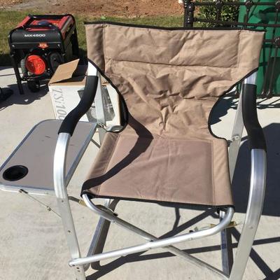 folding chair with tray