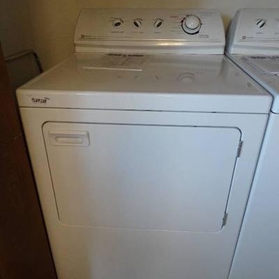 Maytag electric dryer- Bought new in 2002- Low hou ...