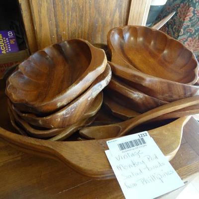 Vintage monkey pod salad bowls from Philippines