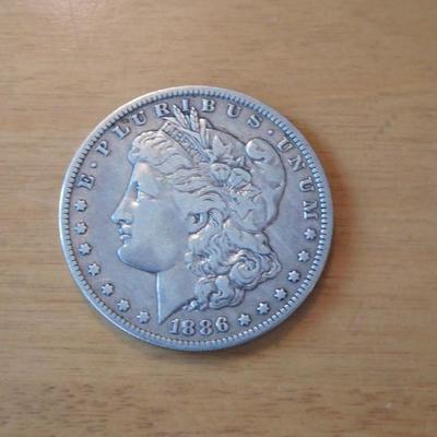 1886 - 0 Morgan Silver Dollar