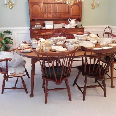 Pennsylvania House Dining Table & Chairs