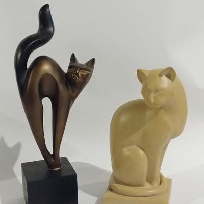  Collection of cat Sculptures http://www.ctonlineauctions.com/detail.asp?id=671734